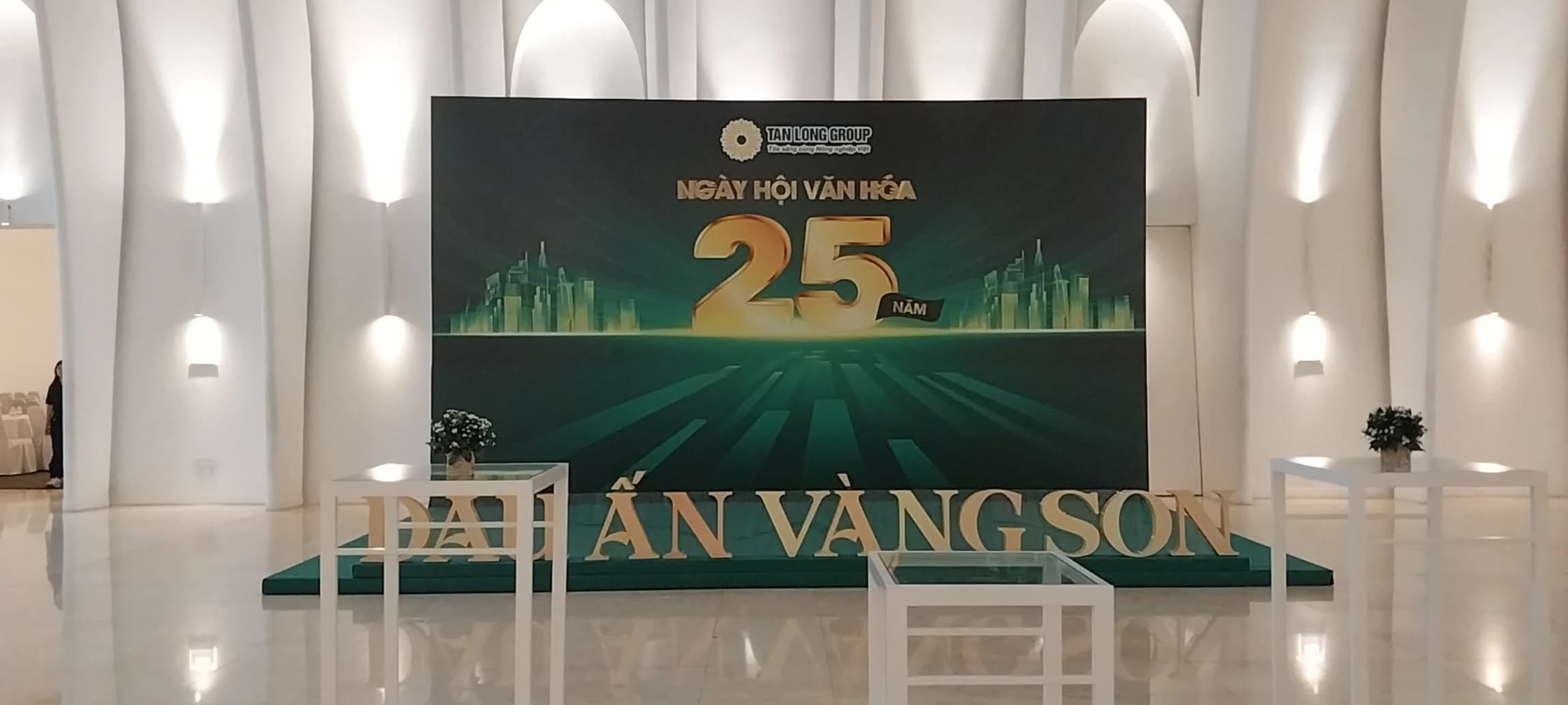Hình Nền 10
