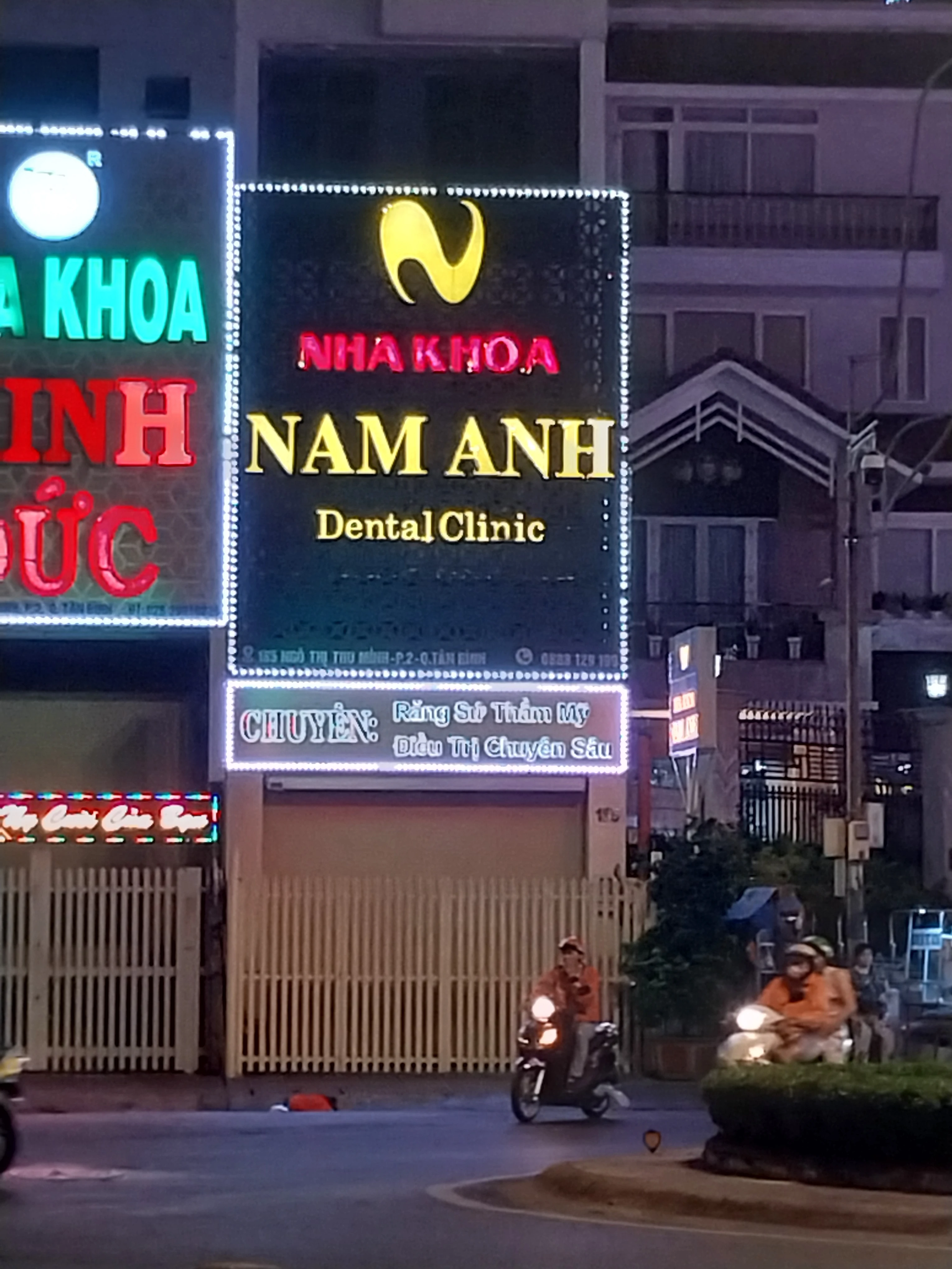 Biển Quảng Cáo 09